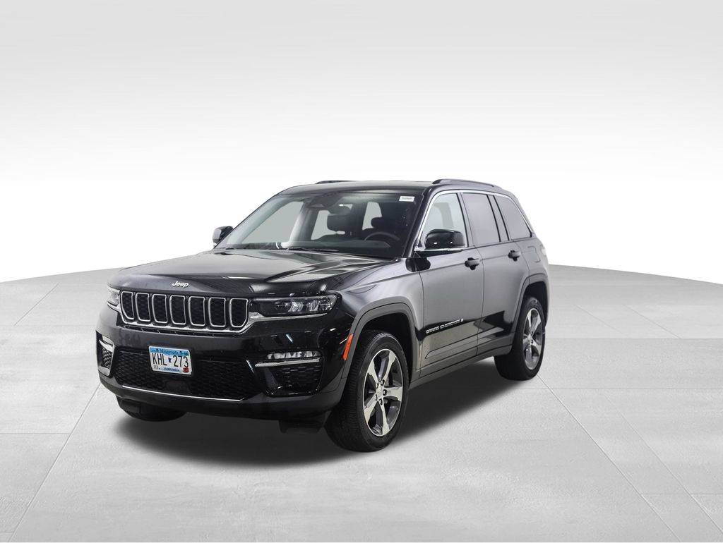 Thumbnail: 2023 Jeep Grand Cherokee - 1