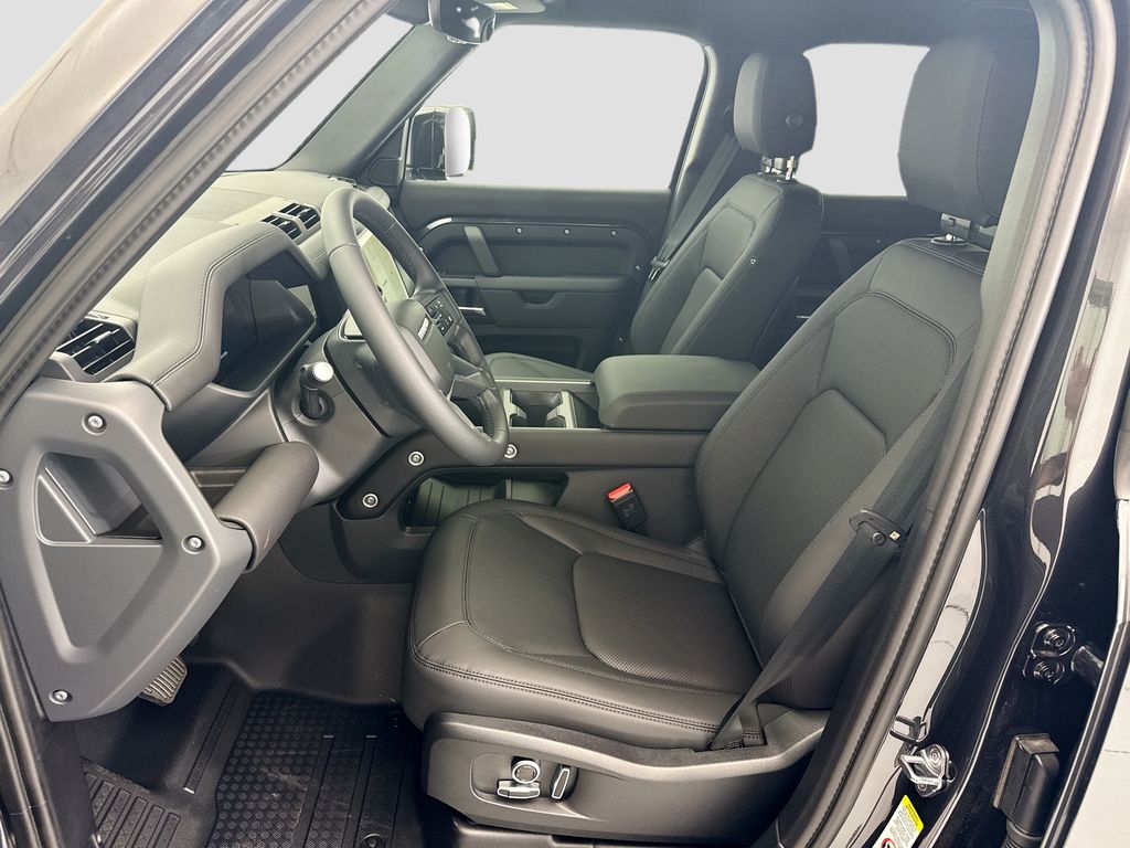 Thumbnail: 2026 Land Rover Defender - 18