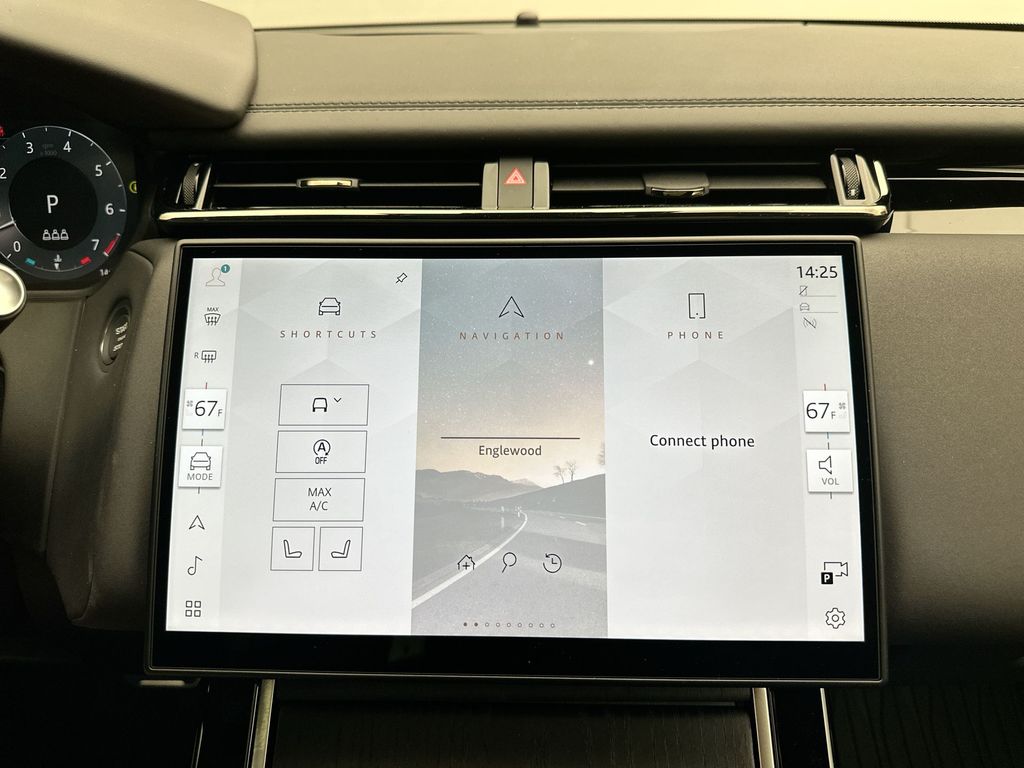 2026 Land Rover Range Rover Velar Dynamic SE 12