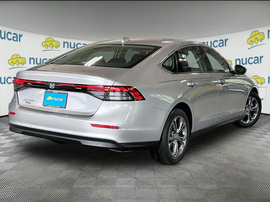 2023 Honda Accord — photo 6