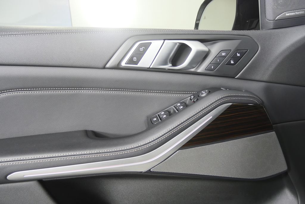 Thumbnail: 2019 BMW X5 - 8