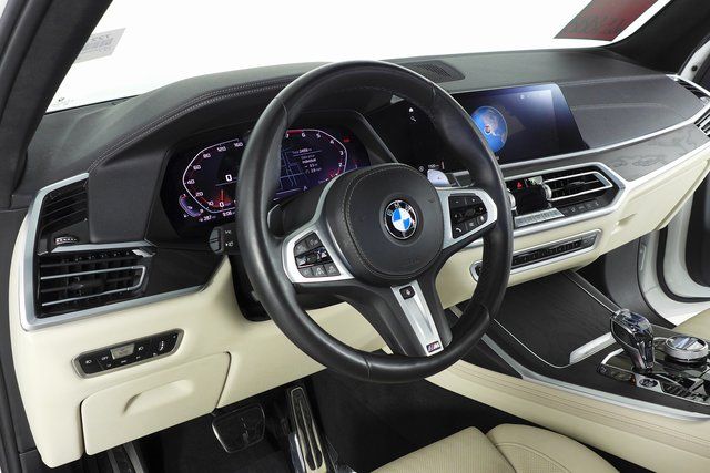 2022 BMW X7 M50i 30