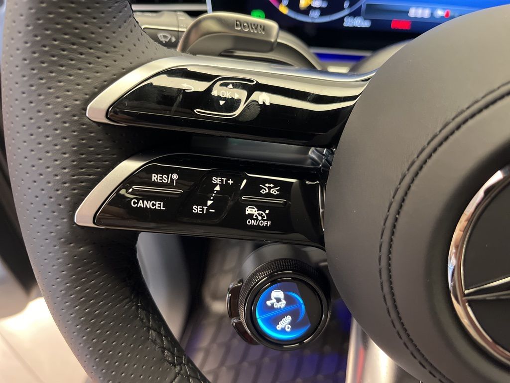 Thumbnail: 2026 Mercedes-Benz GLE - 14