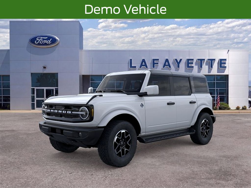 2026 Ford Bronco Outer Banks