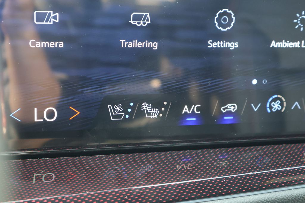 Thumbnail: 2026 Chevrolet Traverse - 28