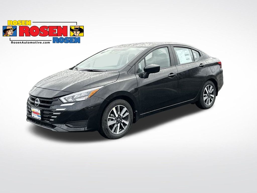 2025 Nissan Versa 1.6 SV photo