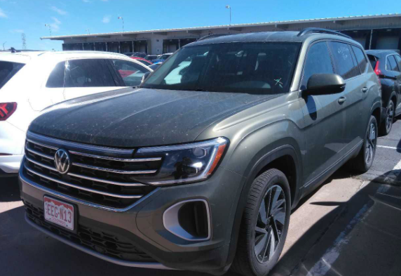Black 2026 Volkswagen Atlas SUV / Crossover All-Wheel Drive 8-Speed Automatic