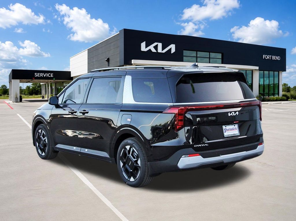 New 2026 Kia Carnival MPV Van