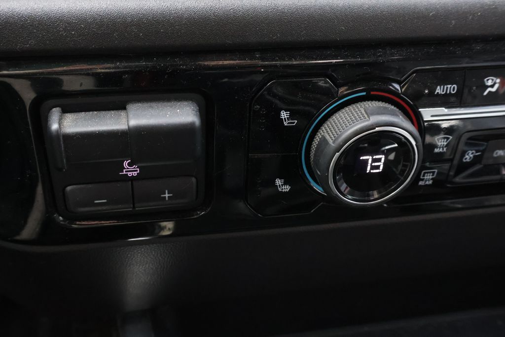 Thumbnail: 2022 Chevrolet Silverado 1500 - 25