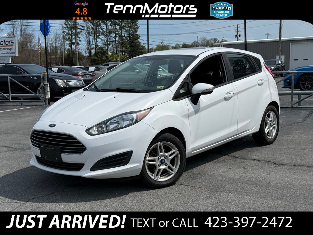 Oxford White 2019 Ford Fiesta SE Hatchback FWD Hatchback Front-Wheel Drive 6-Speed Automatic
