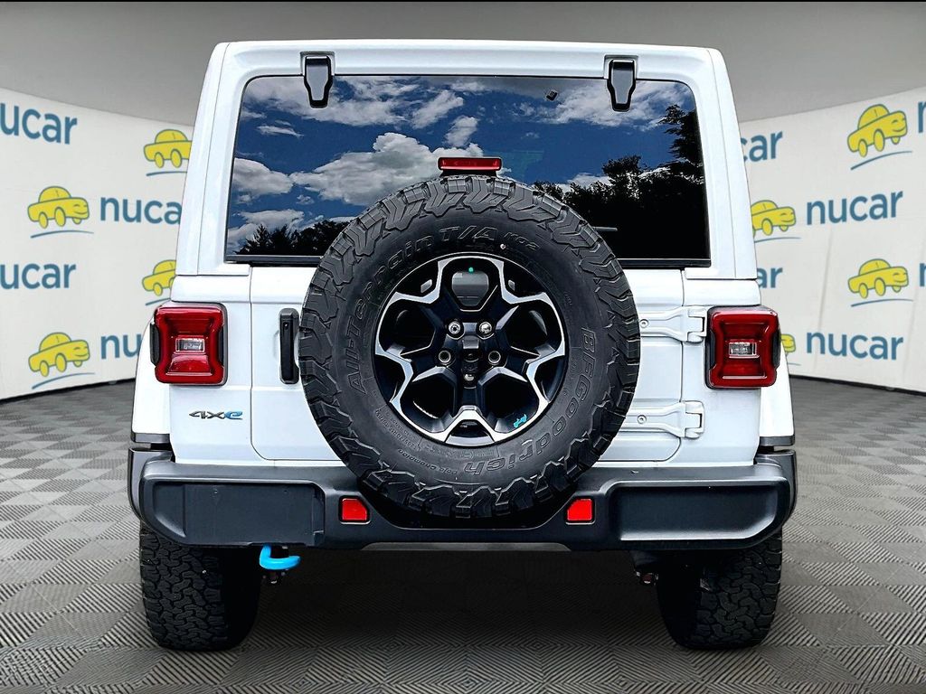 2023 Jeep Wrangler — photo 6