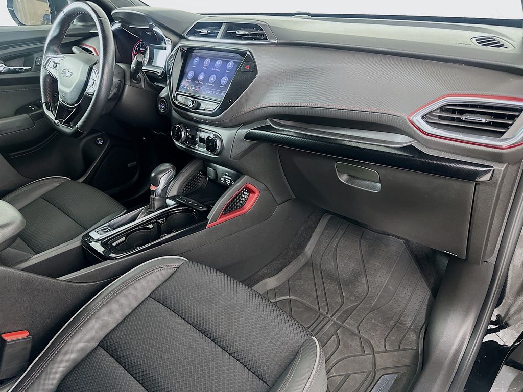 2021 Chevrolet TrailBlazer RS 29