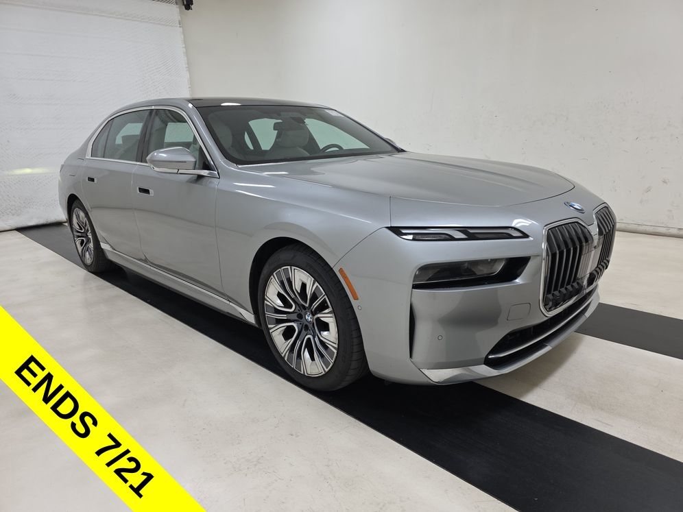 Silver Metallic 2023 BMW i7 Sedan All-Wheel Drive Automatic