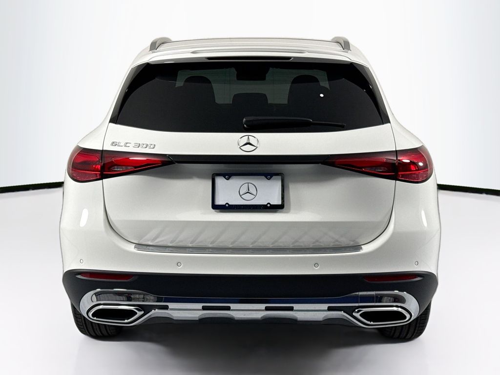 Thumbnail: 2026 Mercedes-Benz GLC - 6