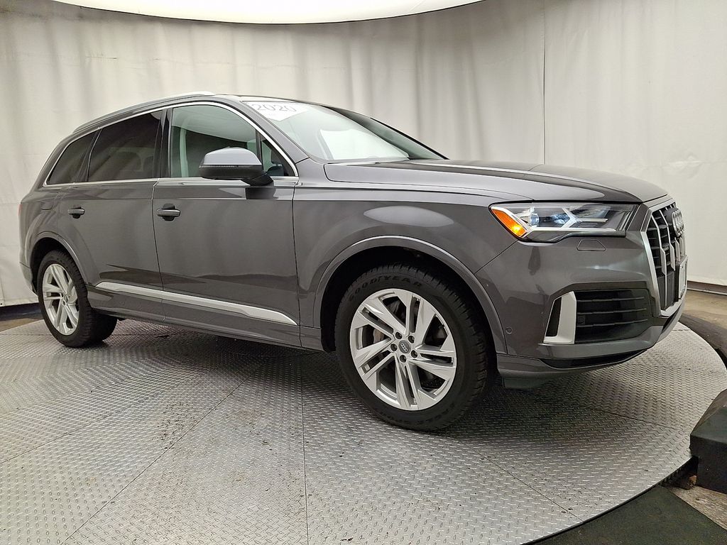Thumbnail: 2020 Audi Q7 - 3