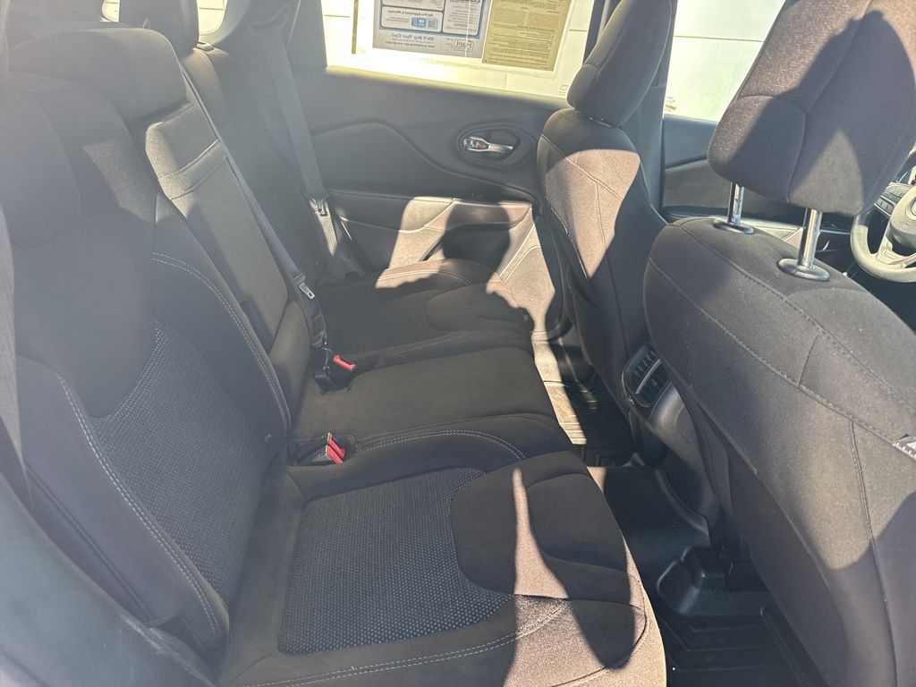 2019 Jeep Cherokee Latitude FWD