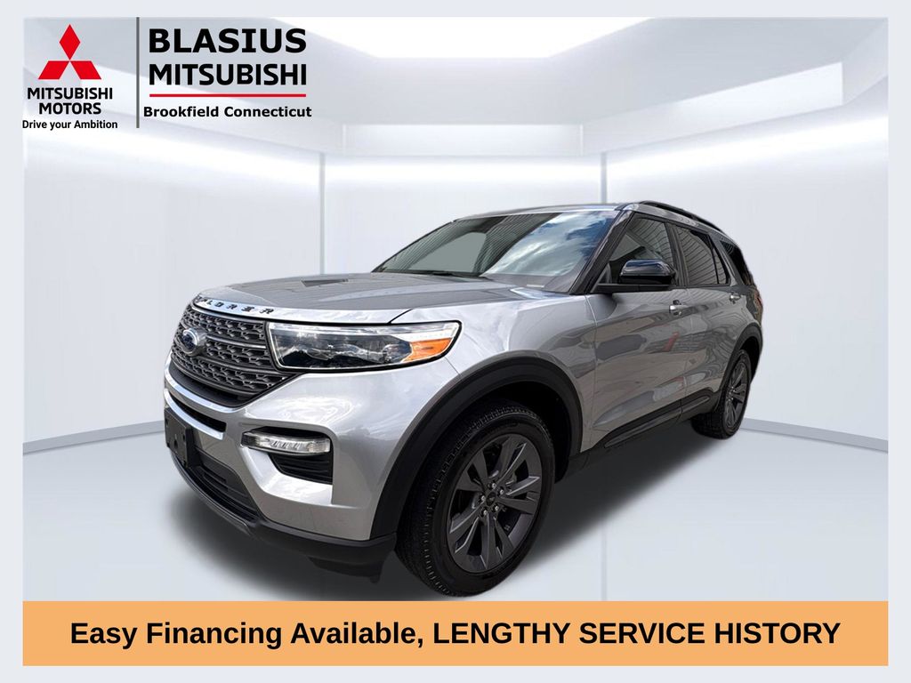 Silver Metallic 2023 Ford Explorer SUV / Crossover All-Wheel Drive Automatic