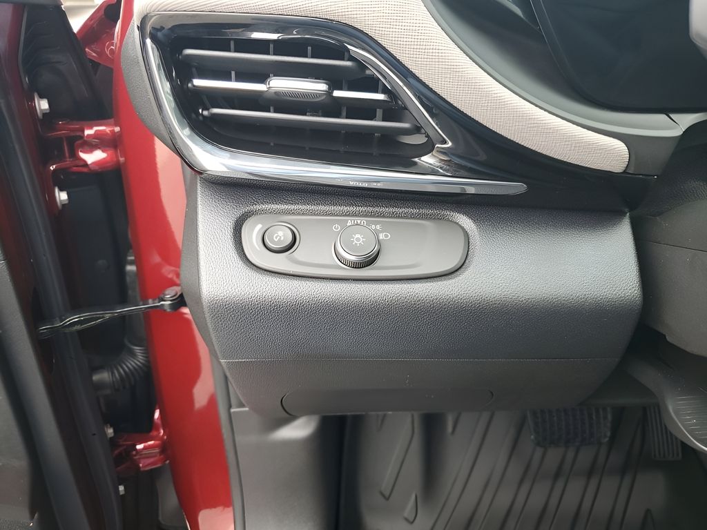 Used Car 2025 Buick Envista  Avenir For Sale Under $30,000 In Austin, Texas