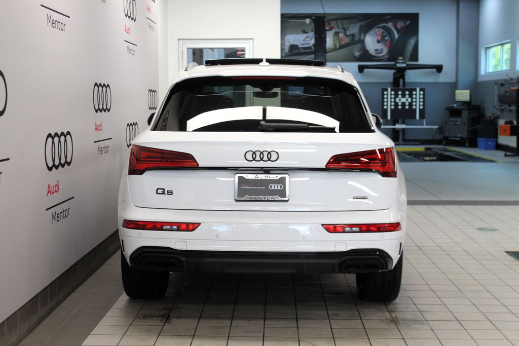 Thumbnail: 2023 Audi Q5 - 5