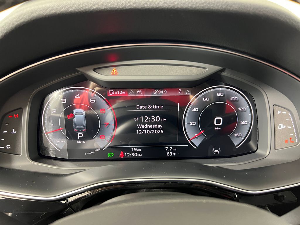 Thumbnail: 2025 Audi Q7 - 14