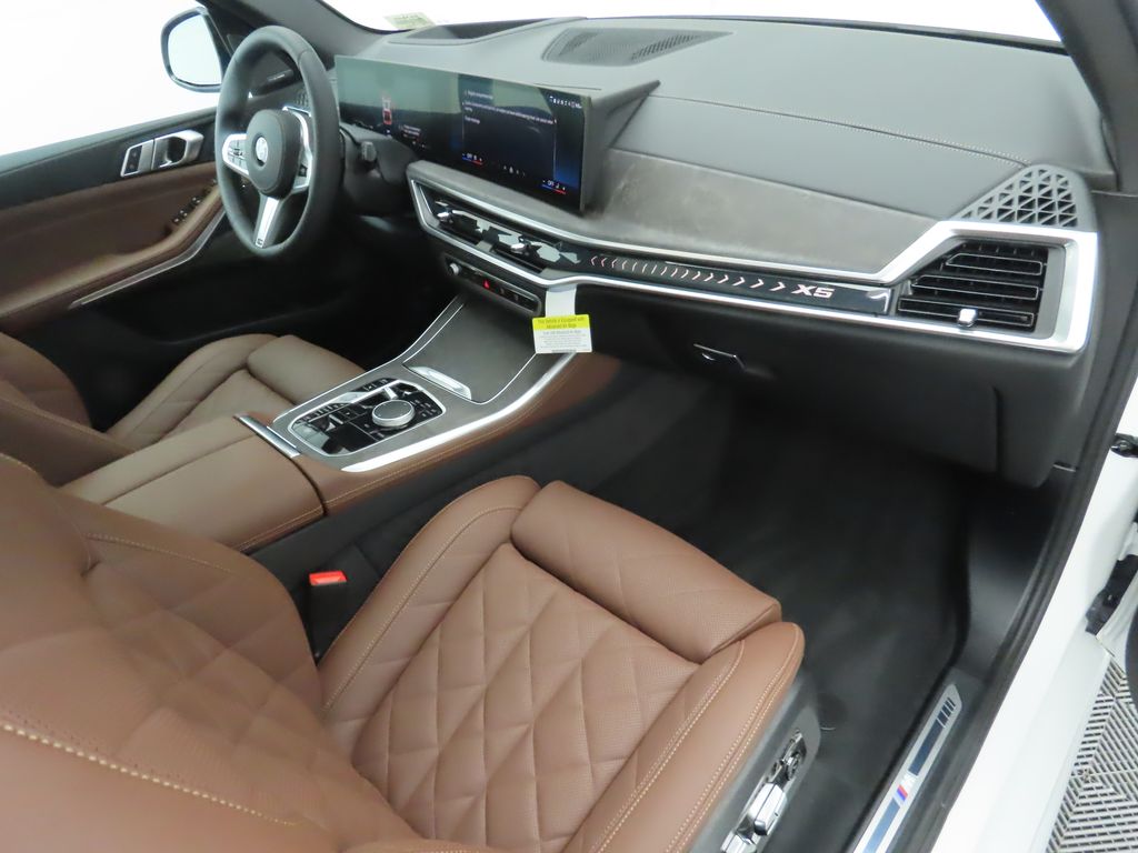 Thumbnail: 2026 BMW X5 - 18