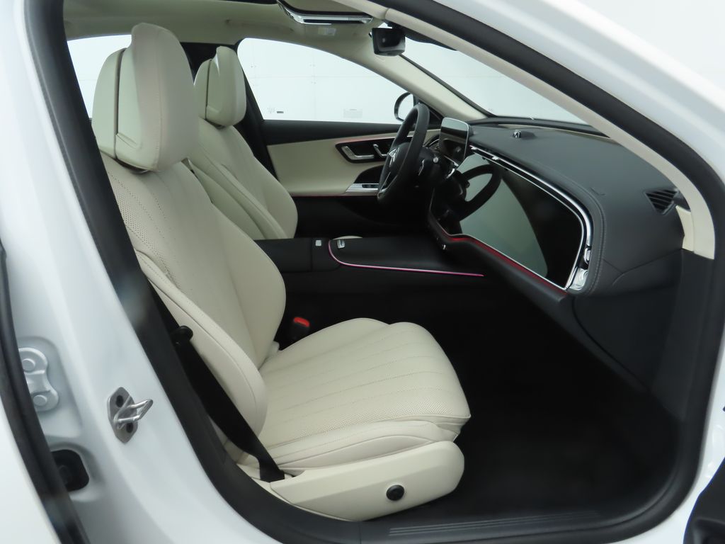 2025 Mercedes-Benz E-Class E 350 22