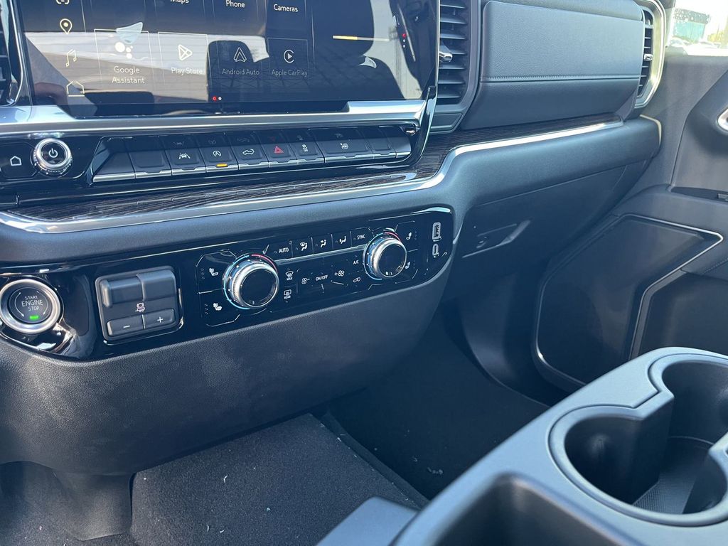 new 2025 GMC Sierra 1500 car, priced at $46,699