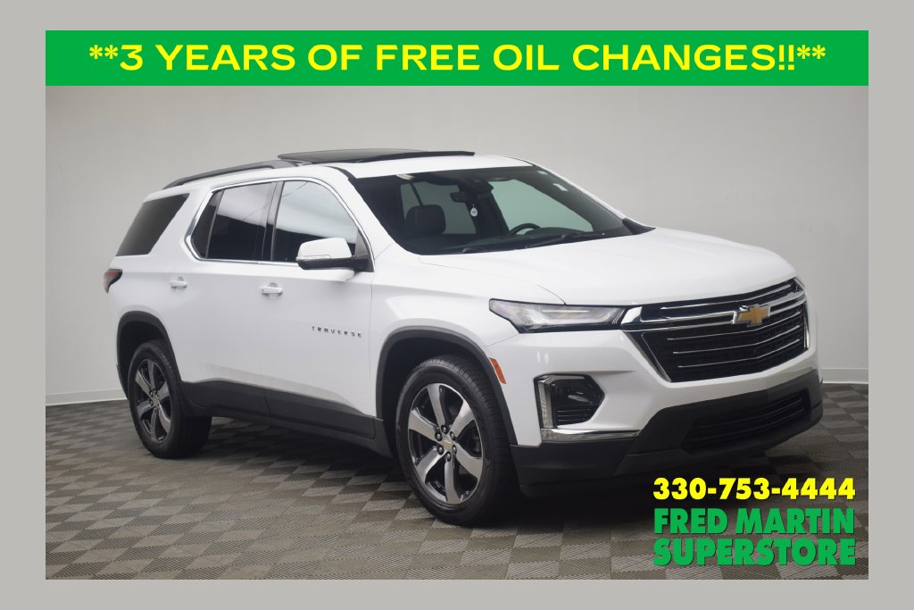 Summit White 2023 Chevrolet Traverse SUV / Crossover Four-Wheel Drive 9-Speed Automatic