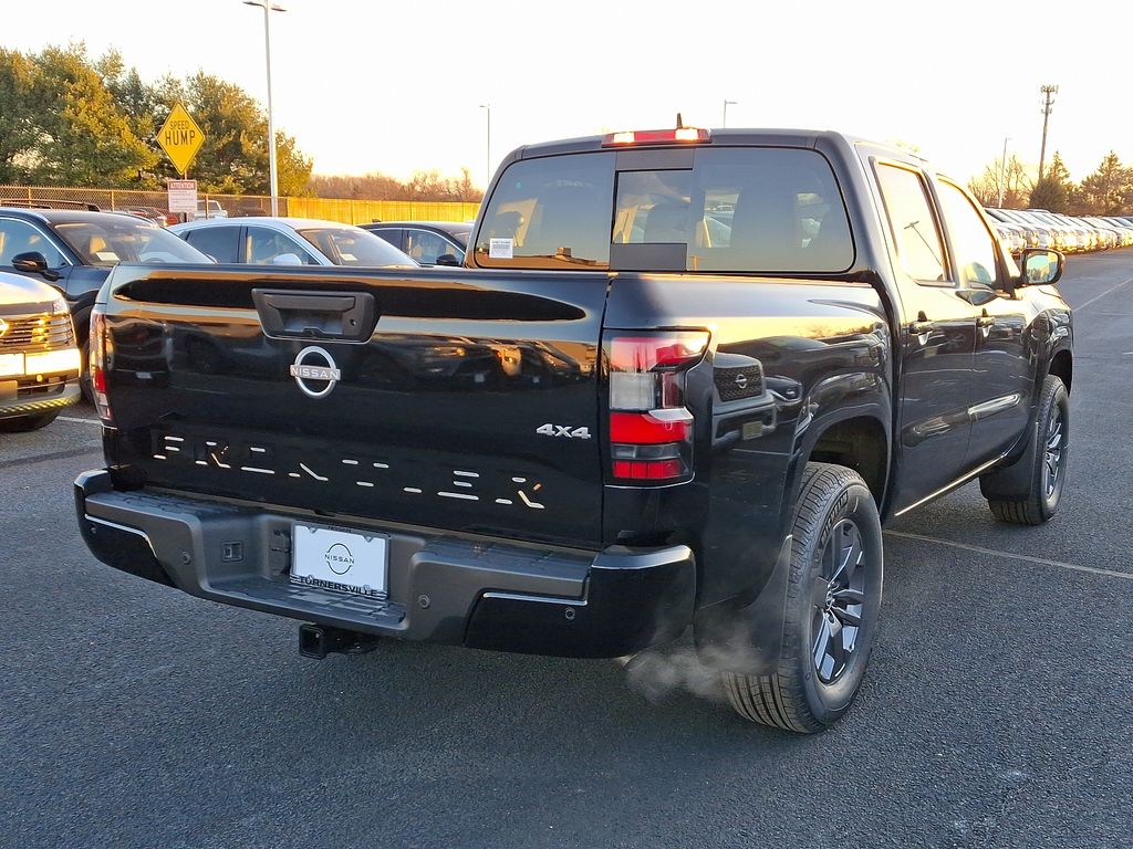 2025 Nissan Frontier SV 4