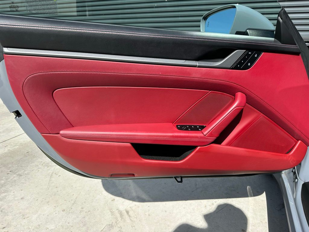 Thumbnail: 2023 Porsche 911 - 19