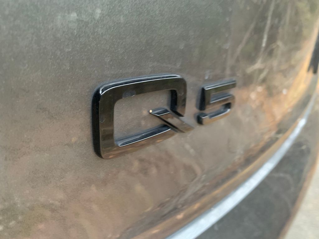 Thumbnail: 2023 Audi Q5 - 7