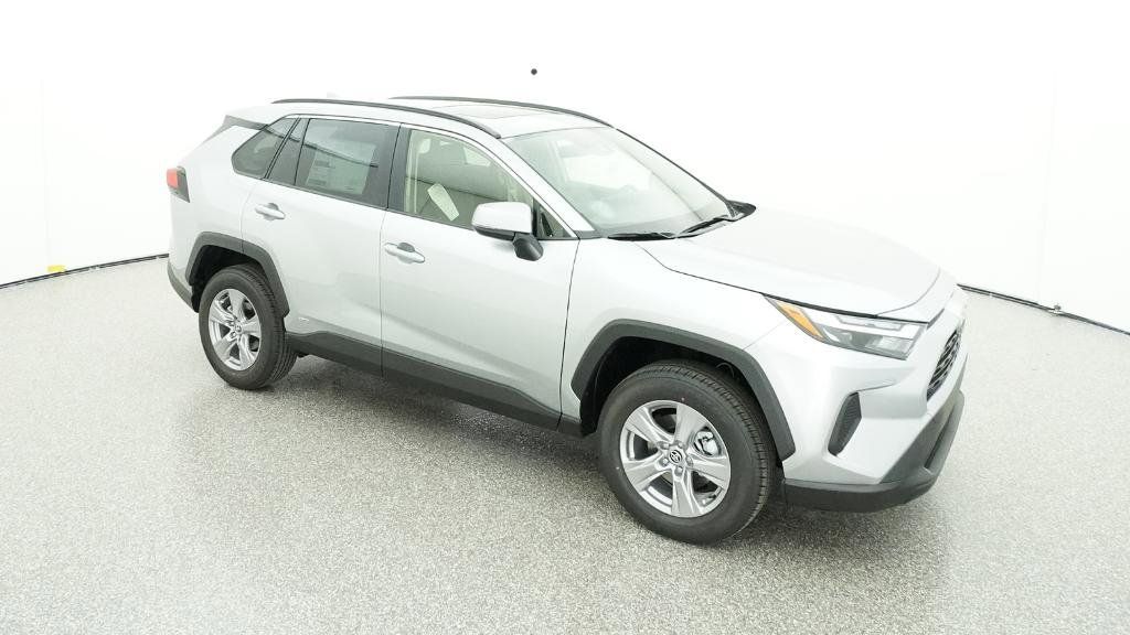 Thumbnail: 2025 Toyota RAV4 - 11