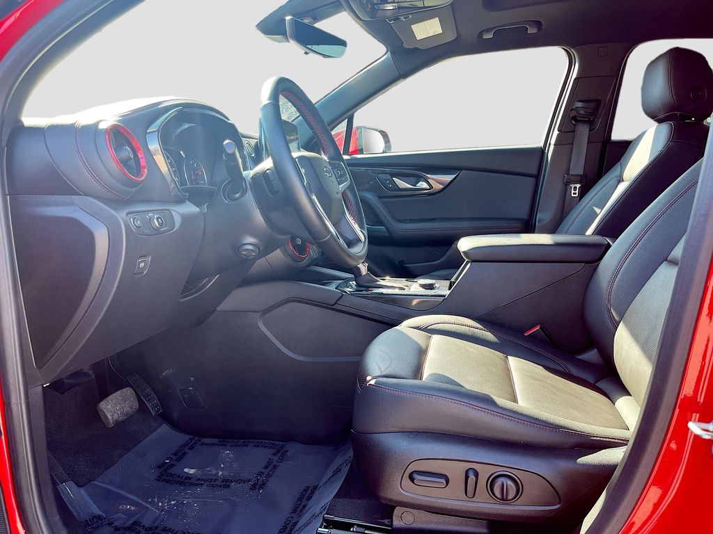 Used 2023 Red Chevrolet RS image 22