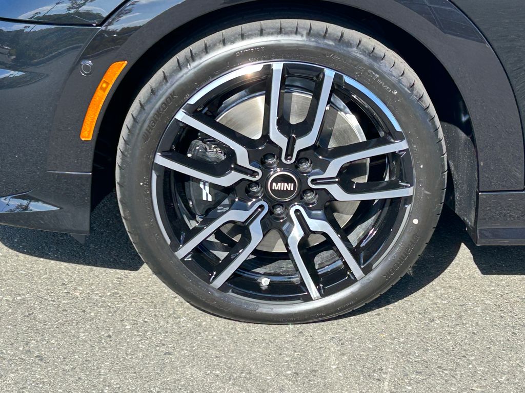Thumbnail: 2026 MINI Cooper - 9