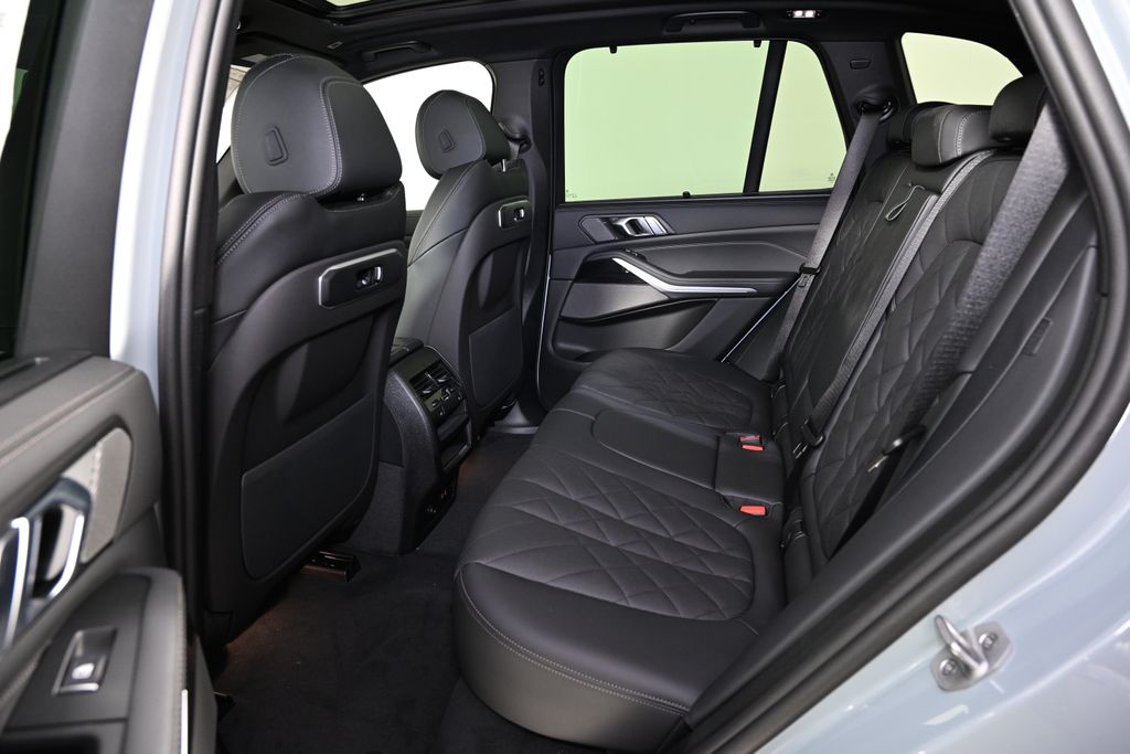 2026 BMW X5 xDrive40i 24