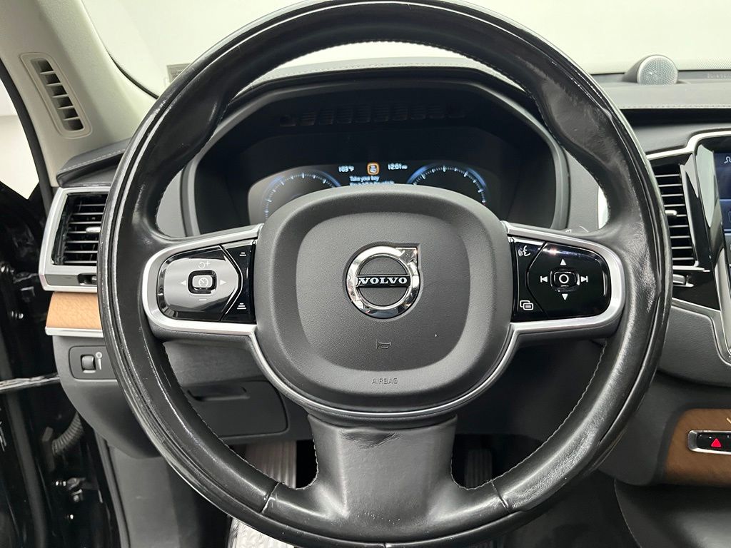 Thumbnail: 2018 Volvo XC90 - 12