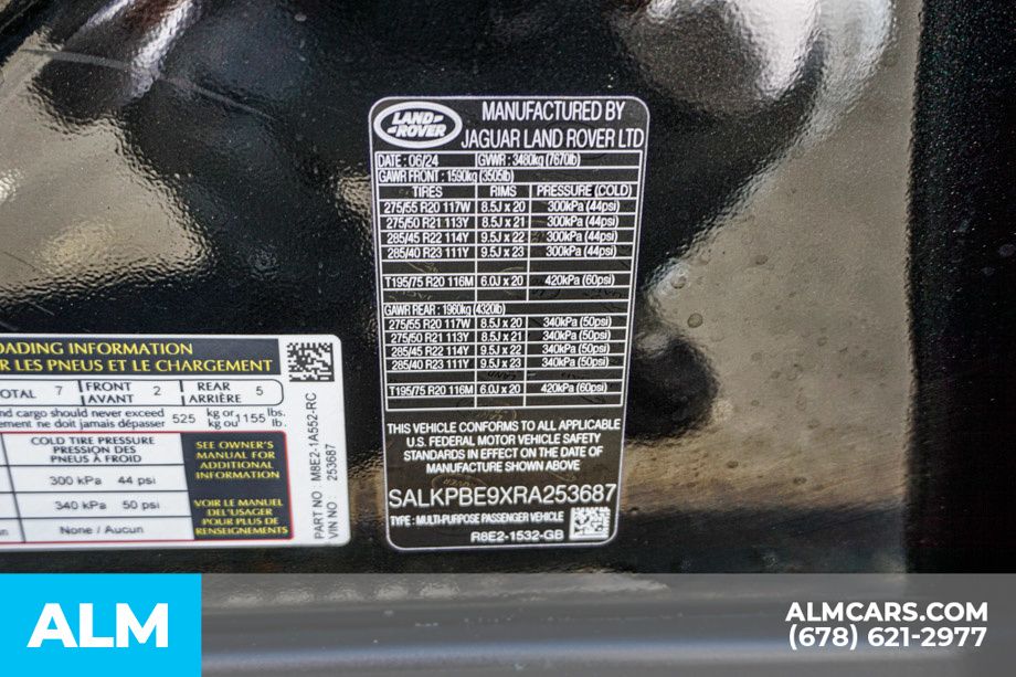 Used 2024 Black Land Rover SE image 61