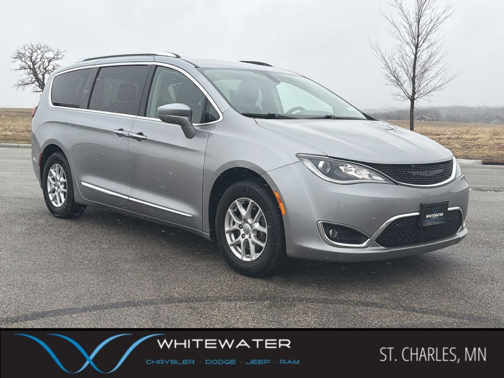 Billet Silver Metallic Clearcoat 2020 Chrysler Pacifica Touring L FWD Minivan Front-Wheel Drive 9-Speed Automatic