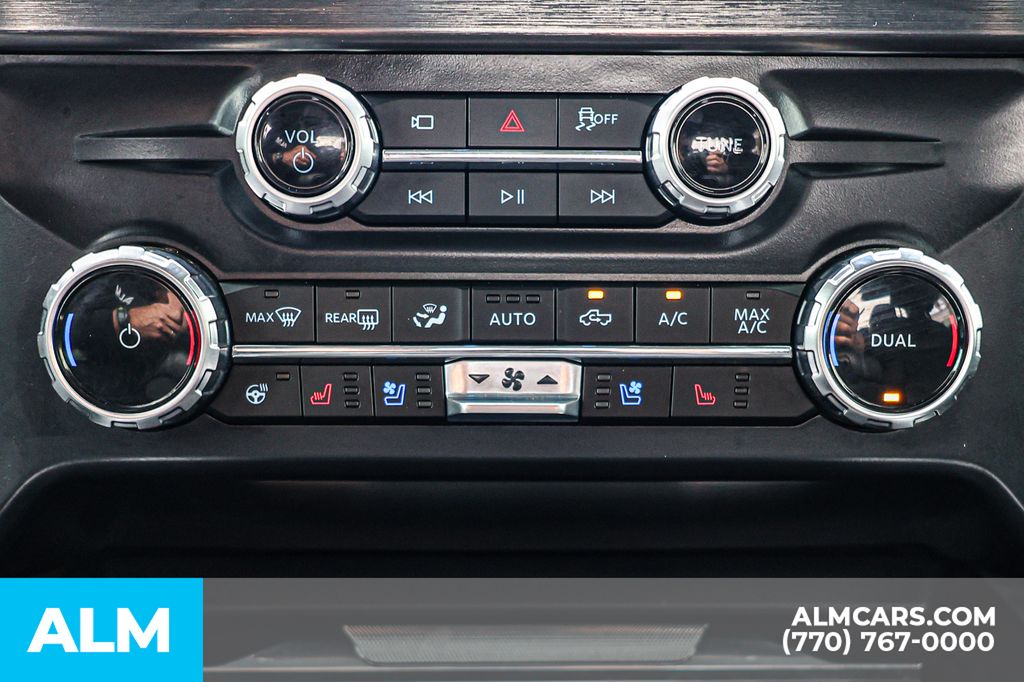 Used 2025 White Ford Lariat image 39