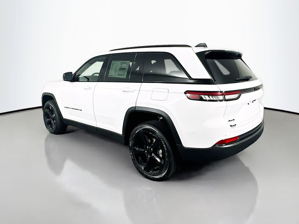 New 2025 White Jeep Altitude X image 5