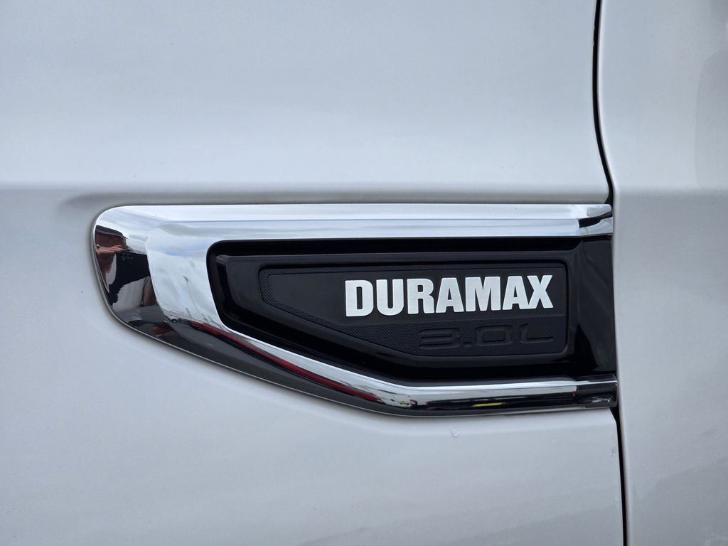 2021 GMC Yukon XL SLT White at Bayway Cadillac of The Woodlands