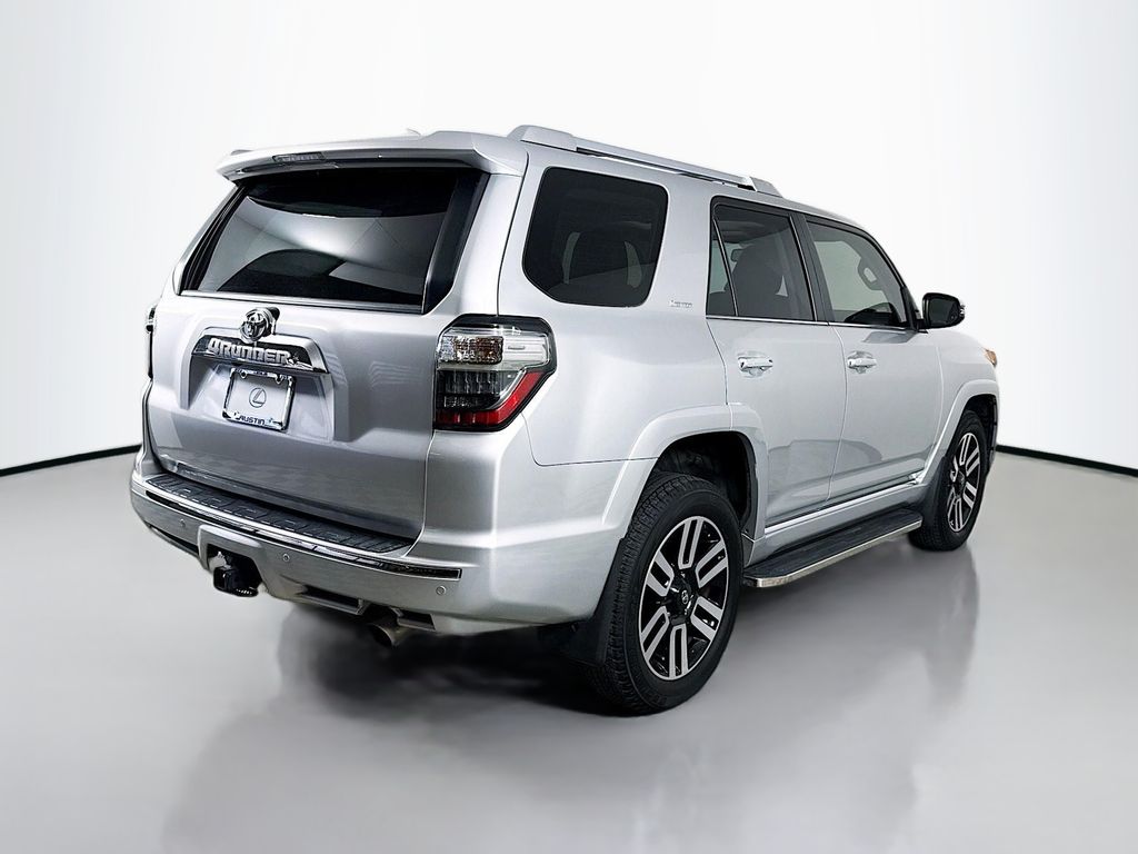 Thumbnail: 2022 Toyota 4Runner - 5
