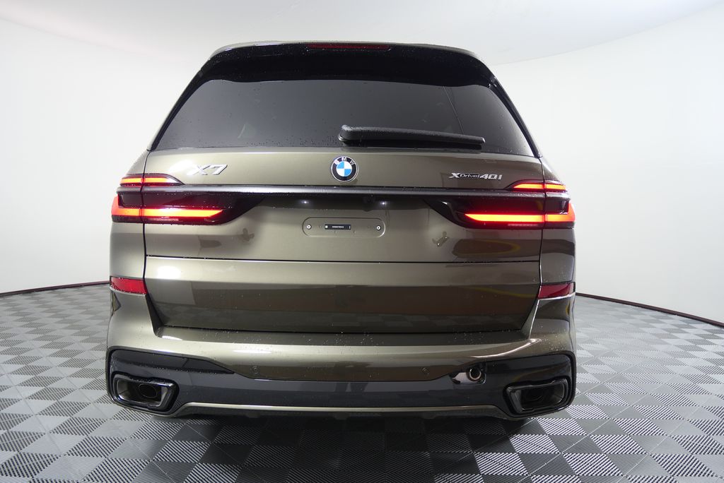 2026 BMW X7 xDrive40i 4
