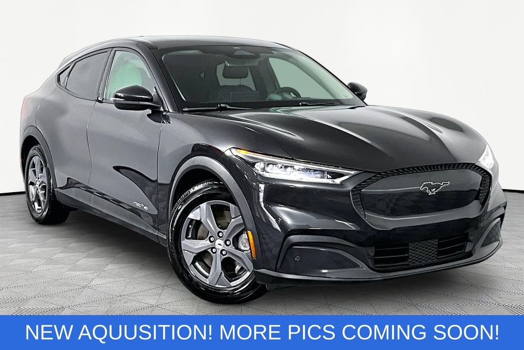2022 Ford Mustang Mach-E Select AWD