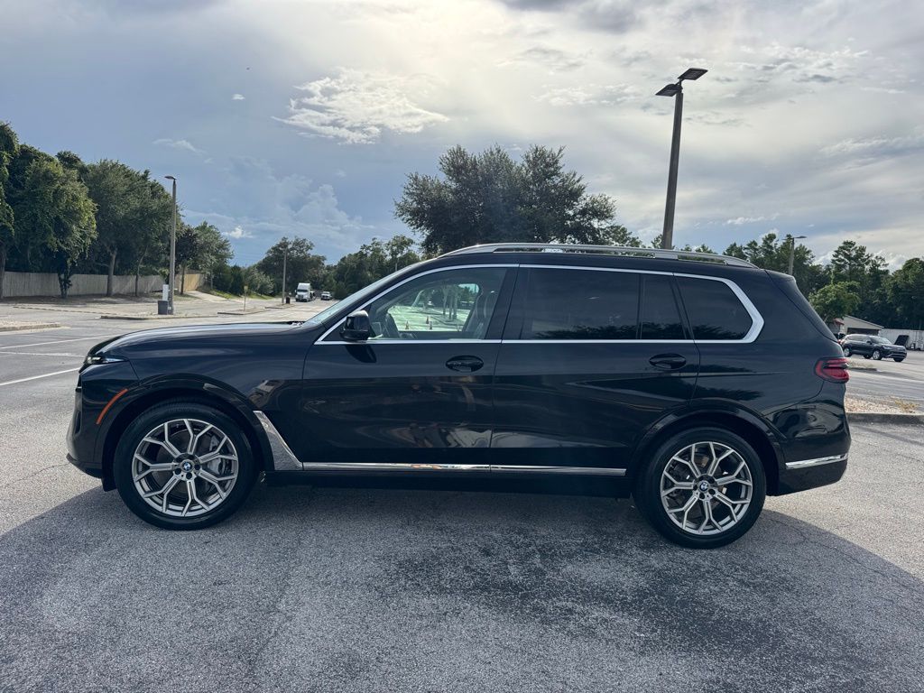 2023 Bmw X7 xDrive40i photo 2