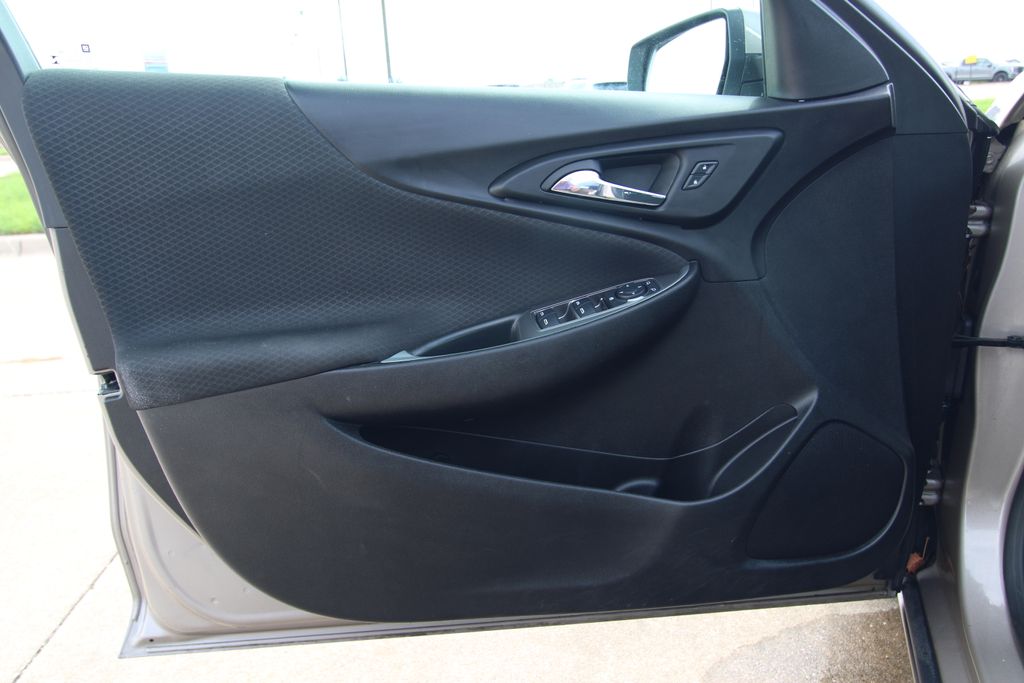 Used 2024 Chevrolet Malibu Sedan