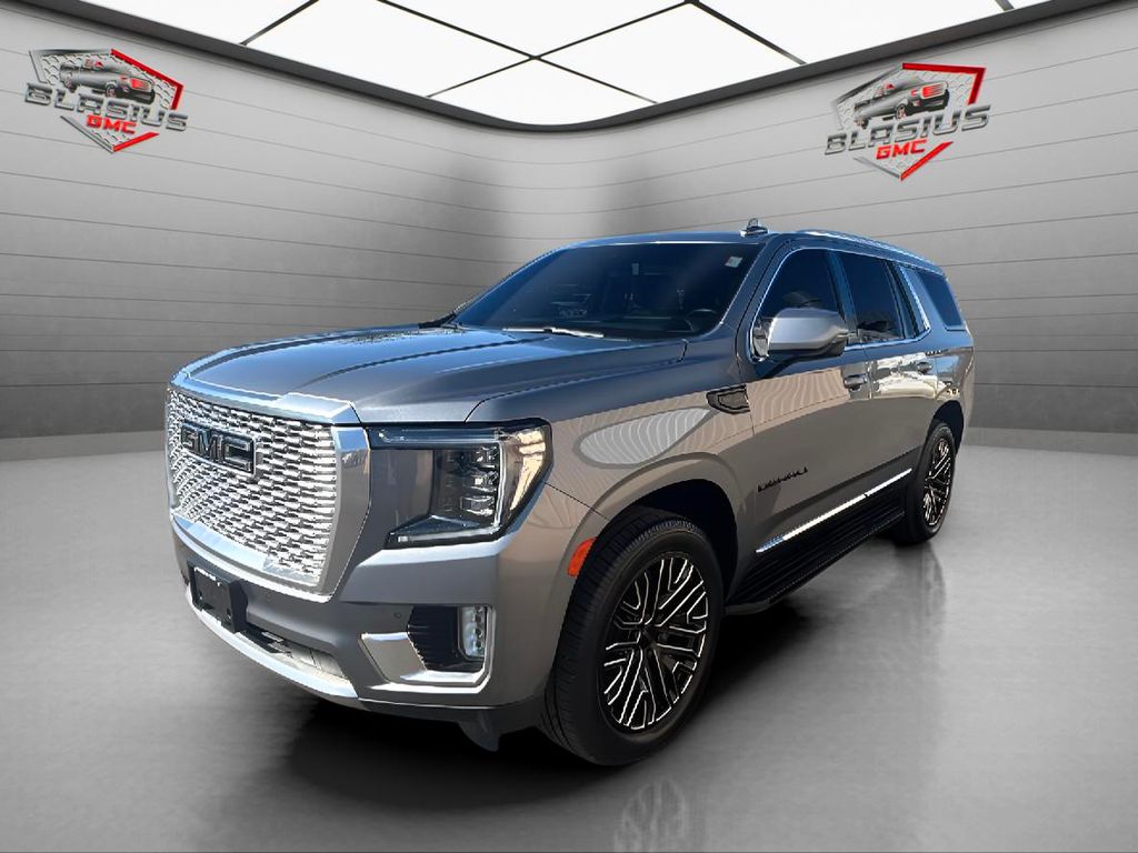 2022 GMC Yukon Denali 4WD
