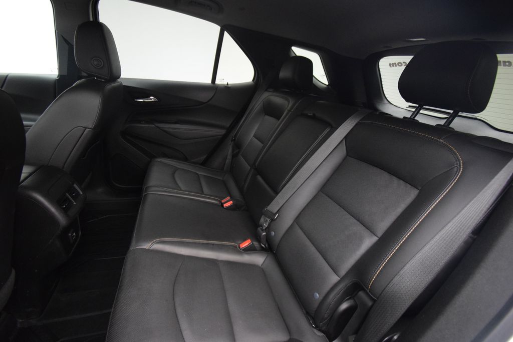 used 2021 Chevrolet Equinox car, priced at $17,100