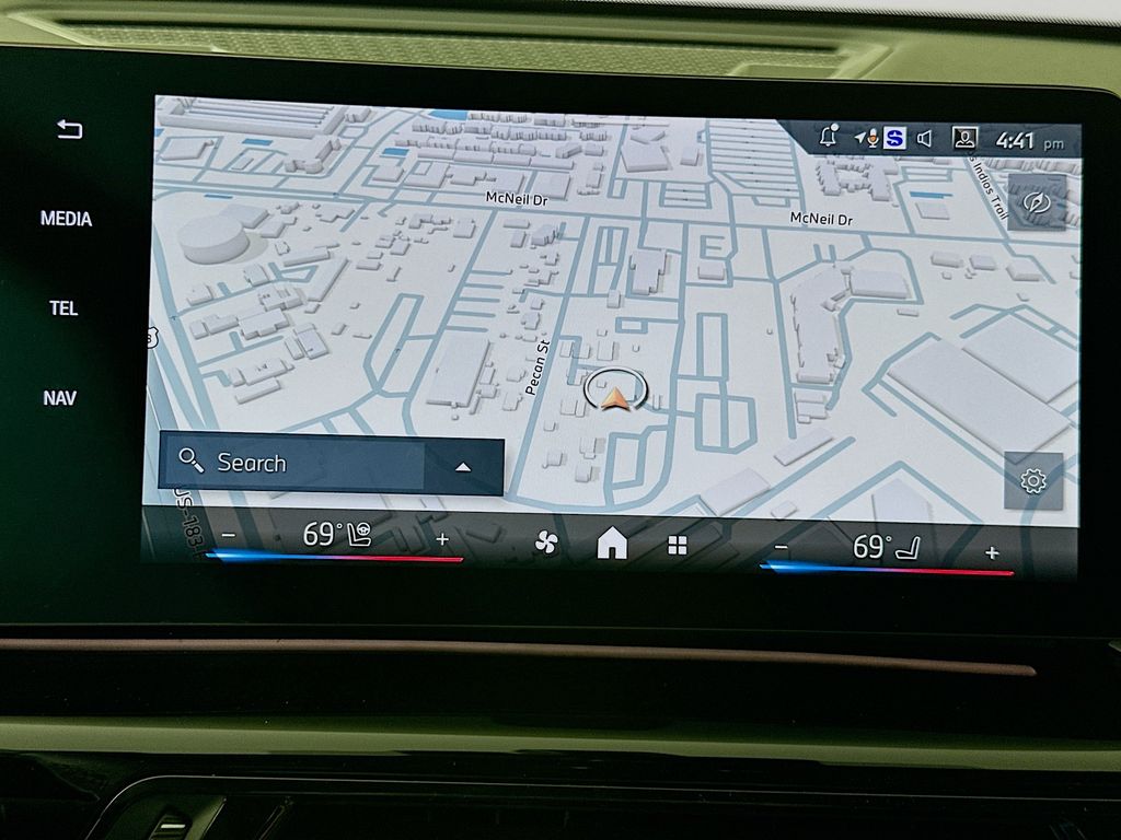 Thumbnail: 2026 BMW X1 - 12