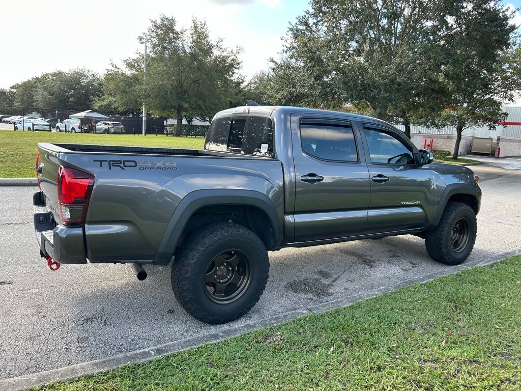 Thumbnail: 2019 Toyota Tacoma - 5
